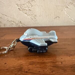 Vintage United Airlines Airplane Keychain